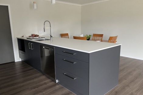 Photo of property in 6a Macrocarpa Lane, Carterton, 5713