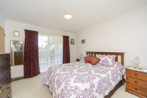 Photo of property in 4 Christian Place, Awapuni, Palmerston North, 4412