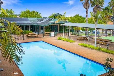 Photo of property in 22 Cascaden Road, Gulf Harbour, Whangaparaoa, 0930