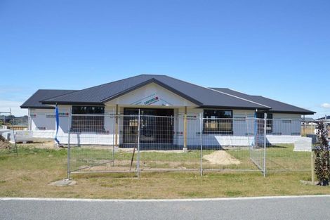 Photo of property in 33 Claremont Crescent, Amberley, 7410