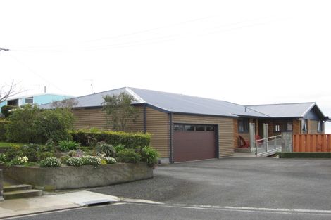 Photo of property in 40b Awanui Street, Merrilands, New Plymouth, 4312