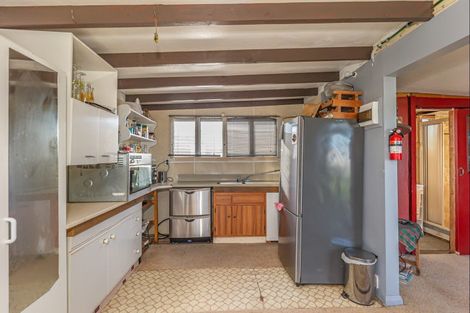 Photo of property in 25 Himatangi Street, Himatangi Beach, Foxton, 4891