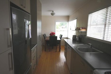 Photo of property in 12 Oregon Place, Papakura, 2110