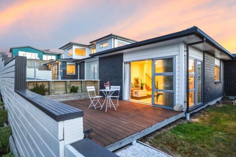 Photo of property in 97 Endeavour Drive, Whitby, Porirua, 5024