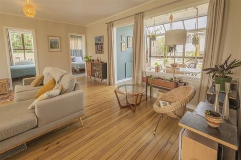 Photo of property in 13 Grand Vue Road, Kawaha Point, Rotorua, 3010