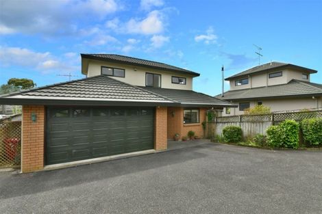 Photo of property in 2/12 Sundown Avenue, Manly, Whangaparaoa, 0930