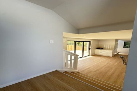 Photo of property in 27a Kelwyn Road, Kelston, Auckland, 0602