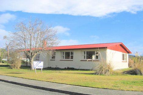 Photo of property in 72 Mackinnon Loop, Te Anau, 9600