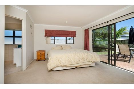 Photo of property in 36 Fordyce Road, Parakai, 0830