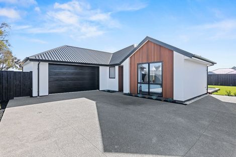Photo of property in 20 Cam Mill Place, Rangiora, 7400