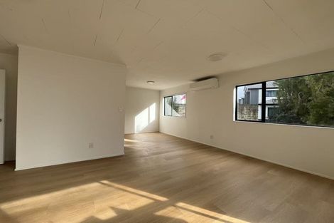 Photo of property in 1/28 Thomas Road, Mangere, Auckland, 2022