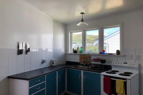 Photo of property in 42 Hathaway Avenue, Karori, Wellington, 6012