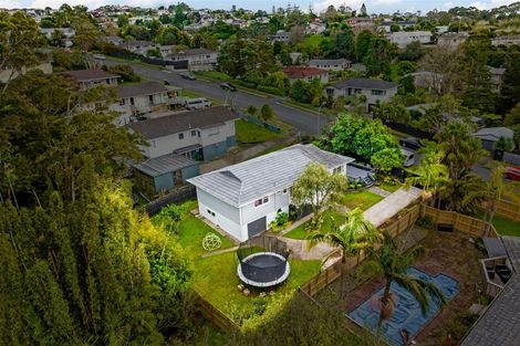 Photo of property in 63 Weatherly Road, Torbay, Auckland, 0630