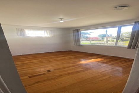 Photo of property in 115 View Road, Sunnyvale, Auckland, 0612