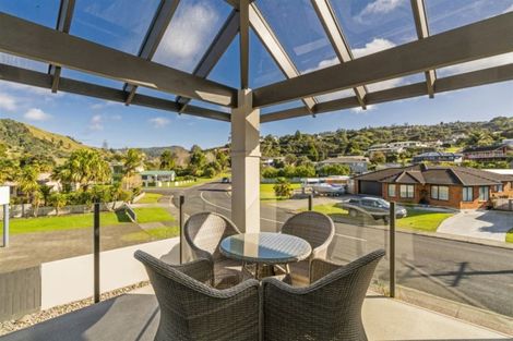 Photo of property in 6 Centennial Drive, Whitianga, 3510