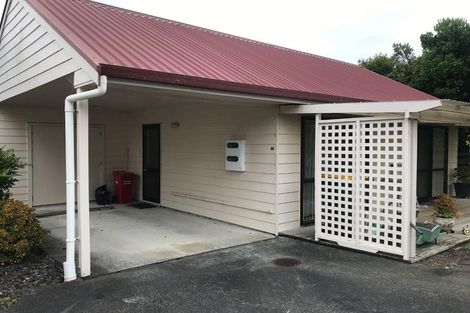 Photo of property in 8 Da Vinci Place, West Harbour, Auckland, 0618