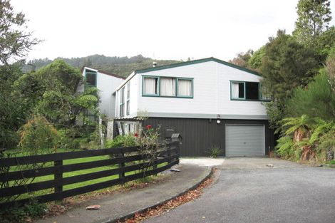 Photo of property in 7 Ngahere Street, Stokes Valley, Lower Hutt, 5019