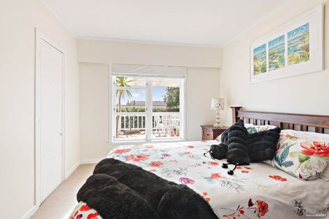 Photo of property in 103 Matipo Road, Mairangi Bay, Auckland, 0630