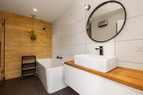 Photo of property in 28 Myles Way, Lower Shotover, Queenstown, 9304