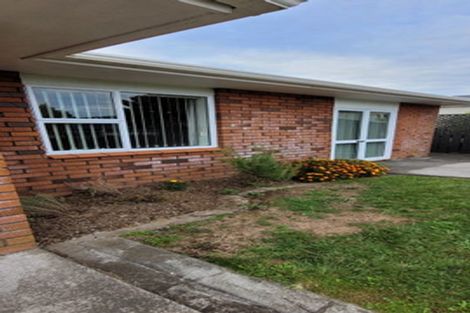 Photo of property in 8 Burns Street, Westown, New Plymouth, 4310