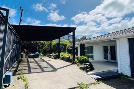 Photo of property in 21 Bleakhouse Road, Howick, Auckland, 2014