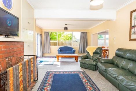 Photo of property in 16 Saint James Street, Southbridge, 7602