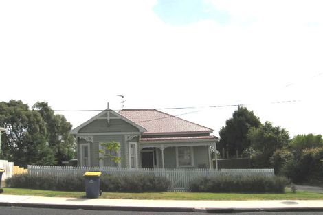 Photo of property in 56 Verbena Road, Birkdale, Auckland, 0626