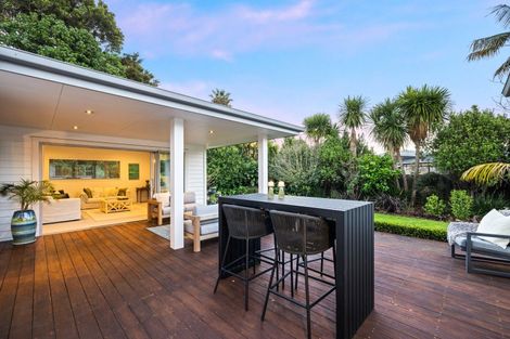 Photo of property in 5 Wrybill Way, Point Wells, Warkworth, 0986