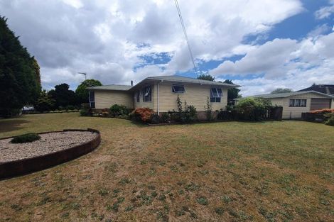 Photo of property in 4 Busing Avenue, Papakura, 2110