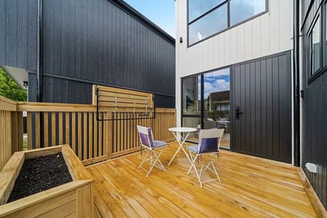 Photo of property in 23b Wanaka Place, Pakuranga Heights, Auckland, 2010
