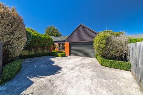 Photo of property in 1/15 Inglewood Place, Avonhead, Christchurch, 8042