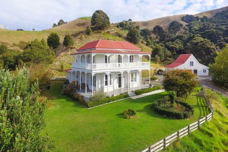 Photo of property in 800 Weranui Road, Wainui, Silverdale, 0994