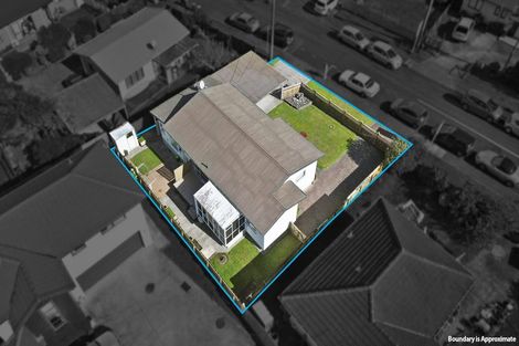 Photo of property in 1/18 Toru Street, Te Atatu Peninsula, Auckland, 0610