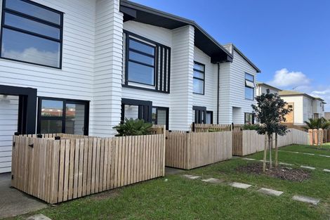 Photo of property in 38 Rauemi Way, Te Atatu South, Auckland, 0610