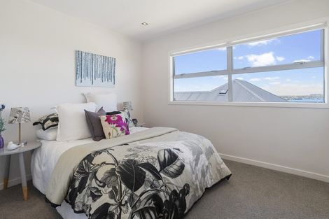 Photo of property in 31 Huka Road, Birkenhead, Auckland, 0626