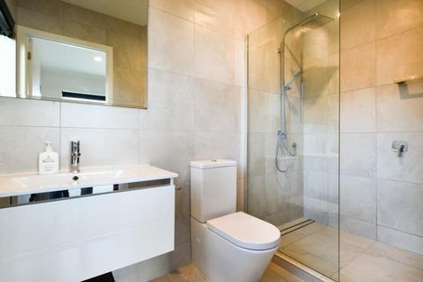 Photo of property in 911 Old North Road, Waimauku, 0882