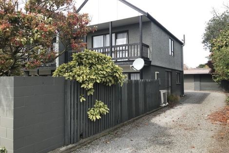 Photo of property in 72b Aikmans Road, Merivale, Christchurch, 8014