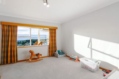 Photo of property in 196 Dyers Pass Road, Cashmere, Christchurch, 8022