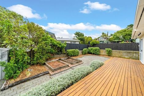 Photo of property in 21 Cherry Blossom Grove, Maungaraki, Lower Hutt, 5010