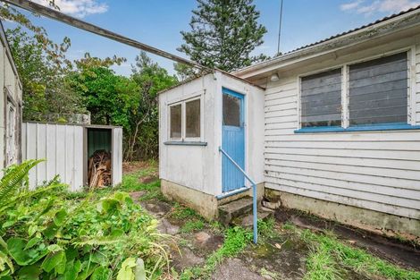 Photo of property in 10 Wairere Grove, Paraparaumu, 5032