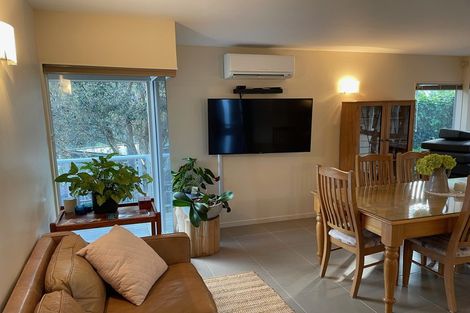 Photo of property in 1/15 Wilding Avenue, Northcote Point, Auckland, 0627