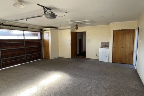 Photo of property in 9a Phoenix Avenue, Hokowhitu, Palmerston North, 4410