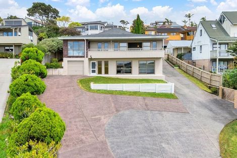 Photo of property in 155 Chelsea View Drive, Chatswood, Auckland, 0626