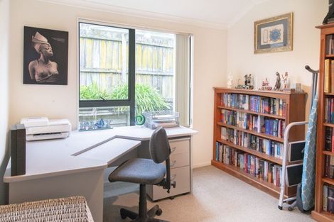 Photo of property in 23 The Enclave, Totara Heights, Auckland, 2105
