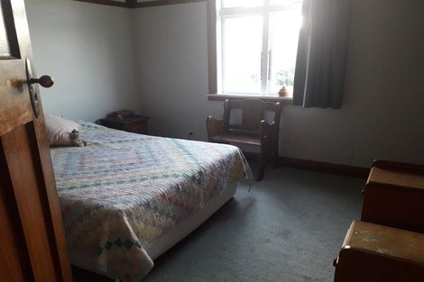 Photo of property in 11 Lancewood Grove, Ranui, Porirua, 5024