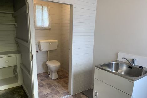 Photo of property in 35 Knowles Street, Terrace End, Palmerston North, 4410