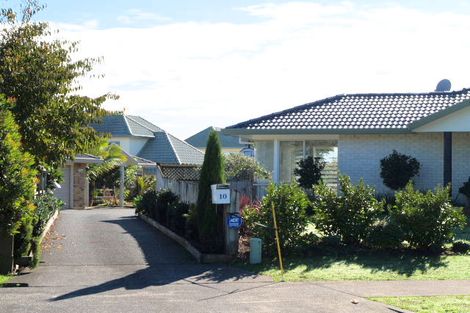 Photo of property in 10 Orohena Close, Northpark, Auckland, 2013
