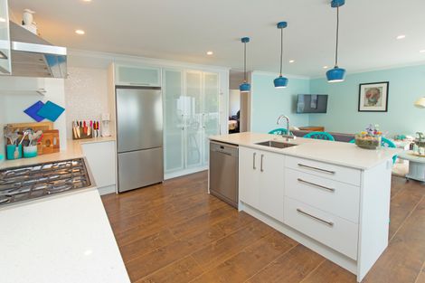 Photo of property in 6 Serene Place, Gulf Harbour, Whangaparaoa, 0930