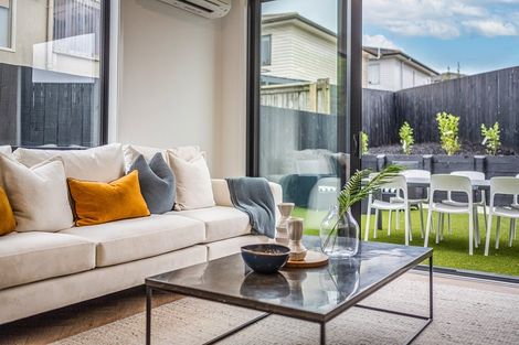 Photo of property in 7/8 Bennett Road, Pakuranga, Auckland, 2010