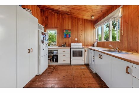 Photo of property in 51 Matakana Valley Road, Matakana, Warkworth, 0985